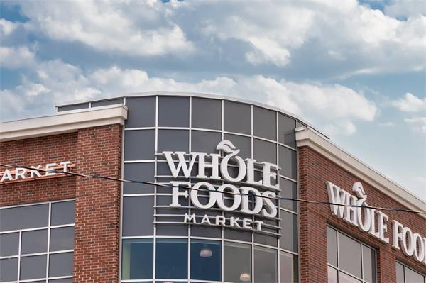 以出售健康、有机食品的高端超市Whole Foods 将关闭多家门店1 以出售健康、有机食品的高端超市Whole Foods 将关闭多家门店1