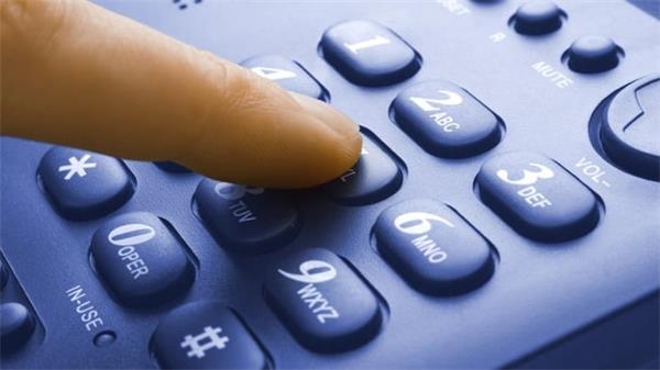 加拿大人表示税务局无人接听他们的电话。工会表示情况只会更糟1