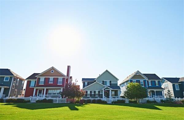 迎来“买方时机” 首次购房者开始重返温哥华、多伦多房地产市场2