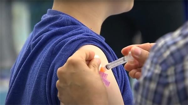多伦多公共卫生局警告:数千名多伦多学生因未接种疫苗面临停学风险1 多伦多公共卫生局警告:数千名多伦多学生因未接种疫苗面临停学风险1