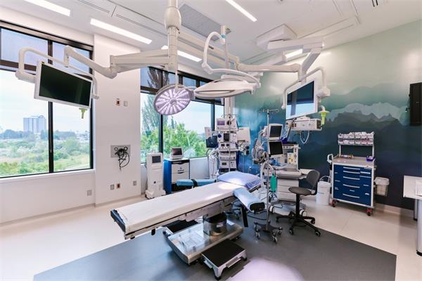 等待两年最终还是花钱走捷径？加拿大关节置换手术的现实与困境1