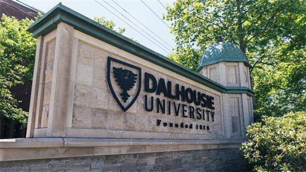 多伦多艾滋病服务机构一直宣扬更好的治疗艾滋病,42年后机构关闭了1 多伦多艾滋病服务机构一直宣扬更好的治疗艾滋病,42年后机构关闭了1