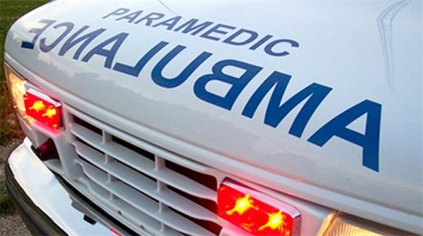 警方称，一名男子在海滩街头被发现死亡1
