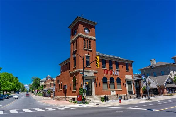 大多伦多地区有 4 个地方的生活成本比多伦多市中心更高3