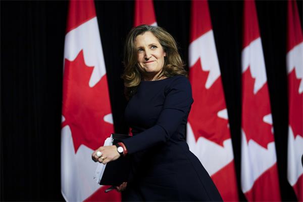 克里斯蒂亚·弗里兰 (Chrystia Freeland) 离开内阁，出任乌克兰问题特使2