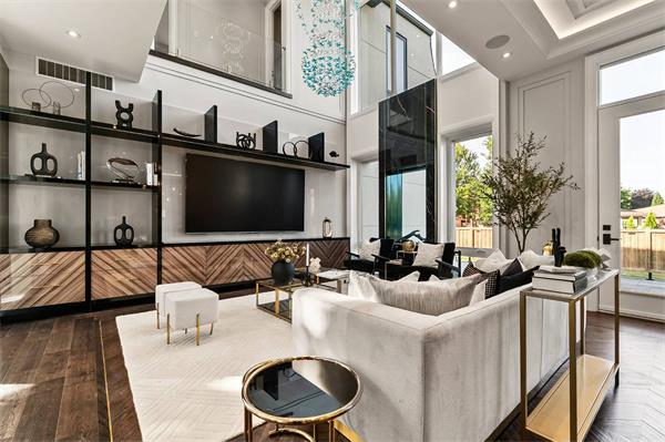 这座大型住宅将法国城堡建筑与现代奢华融为一体3