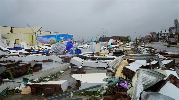 台风在越南造成至少 12 人死亡2