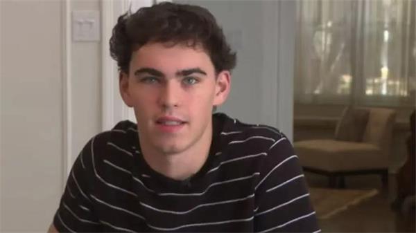 入室抢劫，19岁大学生的 “英雄之夜”  与入侵者的正面对决1