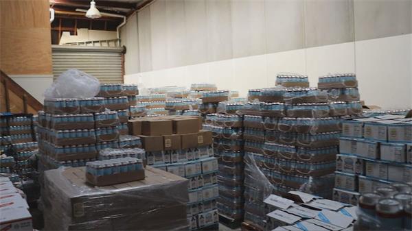 加拿大出口啤酒暗藏液态冰毒　新西兰青年误饮身亡引发跨国毒品调查1