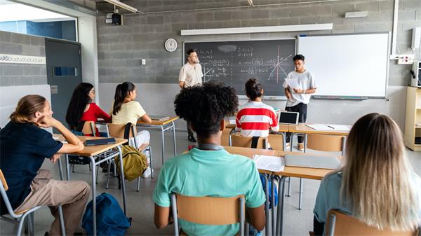 加拿大教育体制解析(小学、中学、高等教育)你都了解吗? 加拿大教育体制解析(小学、中学、高等教育)你都了解吗?