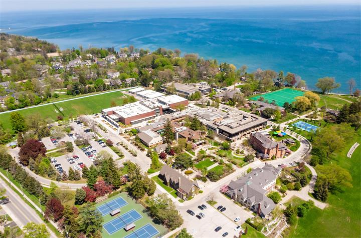 豪华房产首选目的地之一，多伦多西区买房卖房 Sylvia 帮您忙2