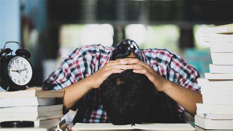 加拿大学校为什么越来越重视“学生心理健康”？很多家长刚开始并不理解