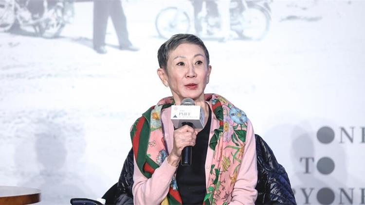 她没有拍过一部电影，却成就了半个香港电影黄金时代：施南生的幕后人生
