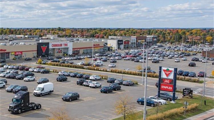 关闭14年后重返原商场：Zellers将在宾顿Shoppers World开新店